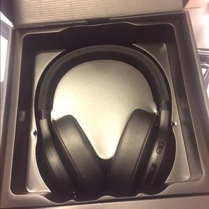 JBL wireless headphones